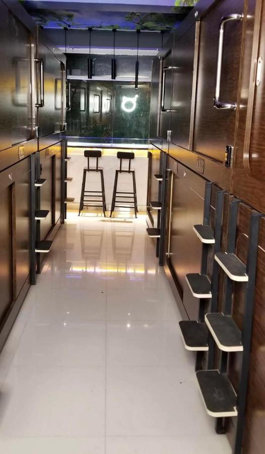 Sleep Cubee Hostel Гонконг Екстер'єр фото