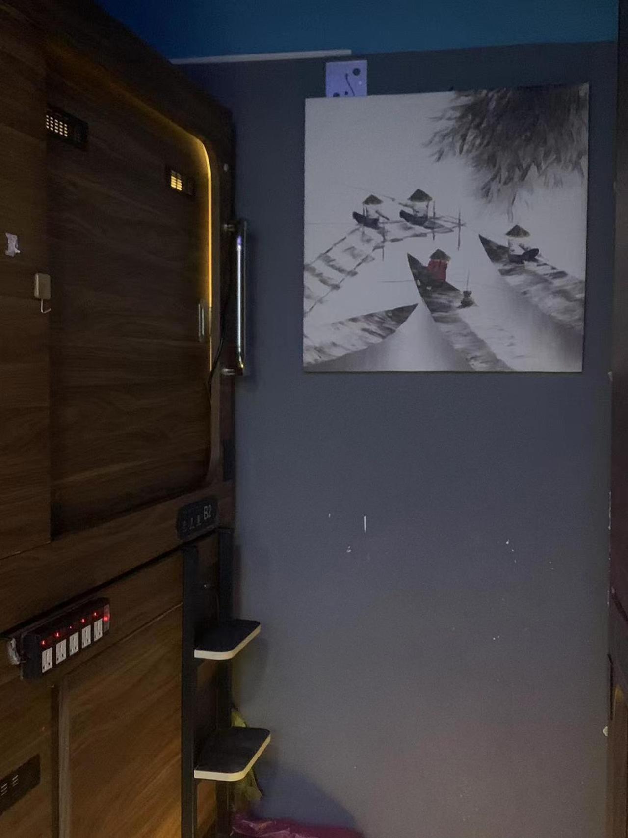 Sleep Cubee Hostel Гонконг Екстер'єр фото